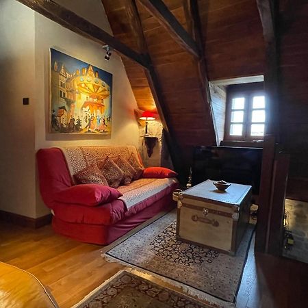 La Maison De Mon Pere Le Nayrac 外观 照片