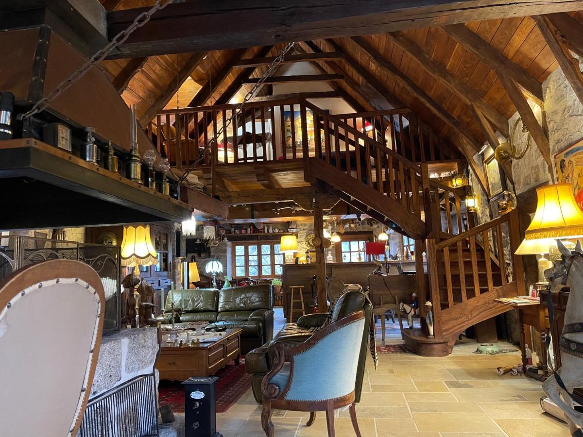 La Maison De Mon Pere Le Nayrac 外观 照片